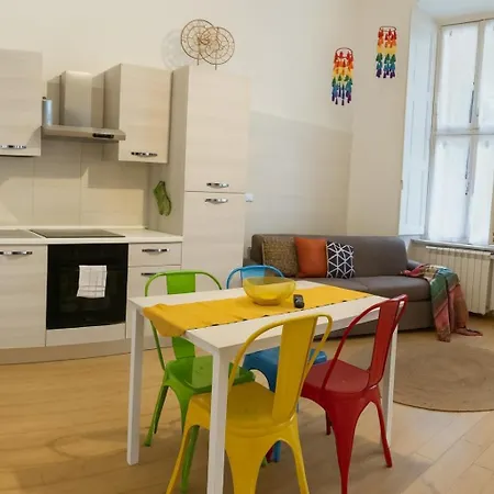 Apartamento Casa Vivace In Centro By House Collection Turim